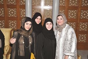 جانب من الحاضرات
