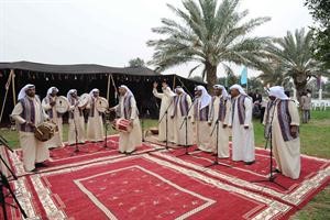 فرقة التلفزيون اضفت جوا من البهجة﻿