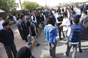 اعتصام طلبة الثانوي انتهى بوعود مجهولة