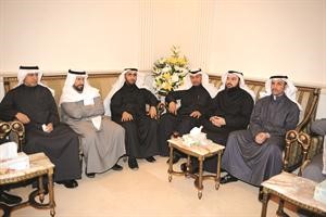مرزوق الغانم ودجمعان الحربش ودحمد المطر ومحمد الدلال وعبداللطيف العميري 