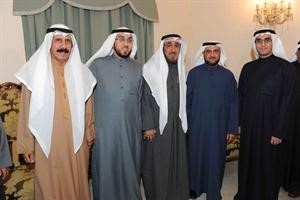 جانب من المهنئين
