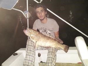 محمد دشتي مع صيده الثمين الهامور