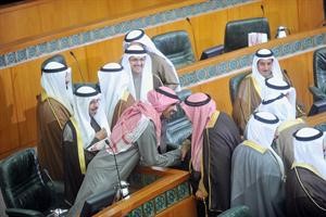الشيخ احمد الخالد يتلقى التهاني النيابية بمنصبه الجديد﻿