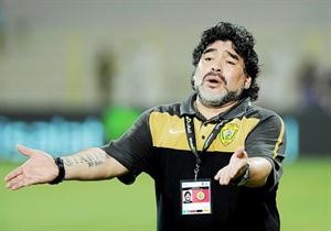 هل يدير الاسطورة الارجنتينية دييغو مارادونا ظهره للوصل﻿