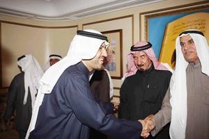 انور بوخمسين مهنئا السعدون﻿