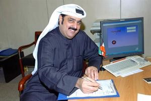 خالد المعراج يسجل ترشيحه