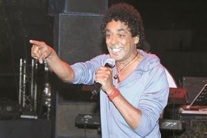 محمد منير