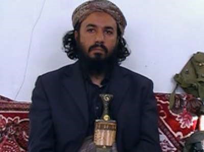 «القاعدة» في اليمن يختار قائد الذهب زعيماً له خلفاً لشقيقه طارق