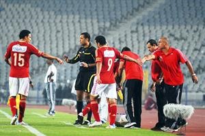 لاعبو الاهلي غاضبون من عماد متعب ومحمد ناجي جدو