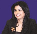 الزميلة منى العياف