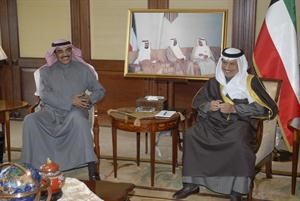 سمو رئيس الوزراء مجتمعا مع وزير الخارجية الشيخ صباح الخالد