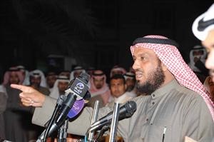 فلاح الصواغ مخاطبا الحضور