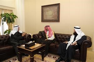 رئيس مجلس الامة احمد السعدون خلال استقباله الشيخ دمحمد الصباح بحضور نائبه خالد السلطان﻿