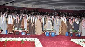 صاحب السمو الامير الشيخ صباح الاحمد يتقدم الحضور في احتفالية اليوبيل الذهبي للصندوق الكويتي للتنمية