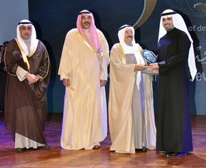 تكريم احد ابناء الصندوق