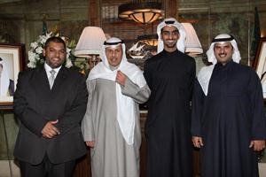 السفير اليحيا مع عدد من حضور المناسبة﻿