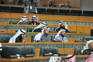 دعلي العمير ودمحمد الكندري واسامة الشاهين ودعادل الدمخي﻿