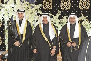 الشيخ فهد الجابر مهنئا