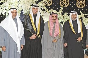 سلمان الدبوس يبارك