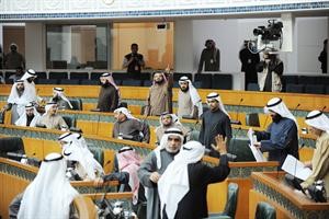 مبارك الوعلان يرد على دشتي والقلاف﻿