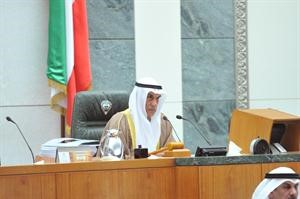 رئيس مجلس الامة احمد السعدون على المنصة﻿