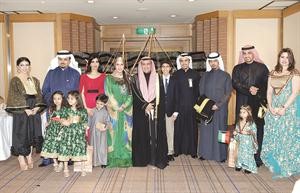السفير العتيبي وعدد من الديبلوماسيين خلال احتفال سفارتنا لدى طوكيو بالاعياد الوطنية
