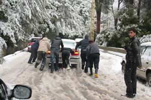 ثلوج لبنان لم تبرد الاجواء السياسية	محمود الطويل﻿