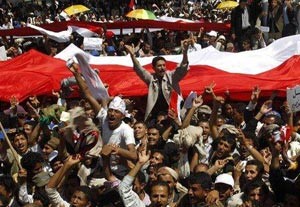 «الثورة الشبابية» باليمن تدعو لجمعة «هيكلة الجيش مطلباً» اليوم