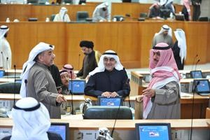 حديث باسم بين مسلم البراك واحمد لاري وعبدالحميد دشتي﻿