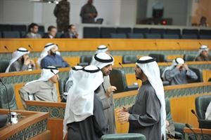 الشيخ محمد العبدالله في حديث مع بدر الداهوم واحمد مطيع﻿