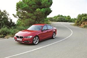 « BMW» الفئة الثالثة الجديدة كلياً تصل إلى معرض علي الغانم وأولاده للسيارات