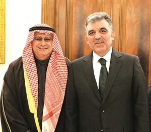 ﻿الرئيس عبدالله غول ورئيس جمعية الصحافيين الزميل احمد بهبهاني﻿