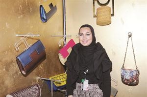 اسراء البلوشي في ركن EB Dezinez﻿