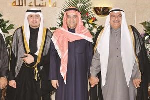 احمد المليفي يبارك للمعرس ووالده﻿