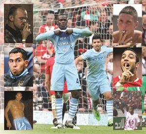 لاعب مان سيتي المثير للجدل ماريو بالوتيللي يرفع شعار لماذا انا دائما وفي الاطار من الاعلى يمينا المشاغبون ماكيدا وميدو وشيكابالا ومن اليسار روني وتيفيز وادريانو