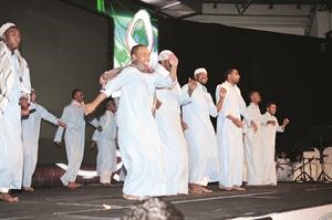 فرقة Backstageمشاركة في اوبريت واصل عطاءك﻿