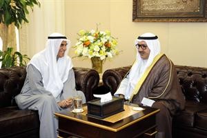رئيس مجلس الامة احمد السعدون مستقبلا وزير الديوان الاميري الشيخ ناصر صباح الاحمد﻿