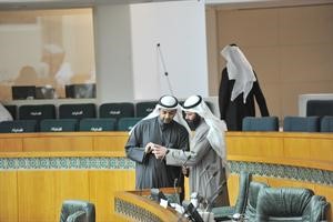 الشيخ محمد العبدالله ودفيصل المسلم
