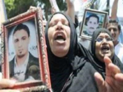 أهالي شهداء الثورة يطالبون بالهجرة لإسرائيل!