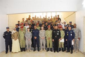 العميد النصر الله متوسطا المكرمين