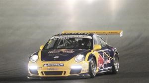 المتسابق السعودي عبدالعزيز الفيصل اثناء احدى اللفات
