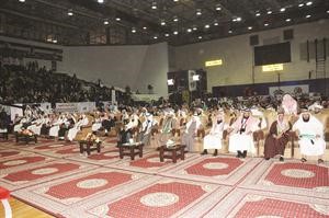 نواب ونشطاء سياسيون واجتماعيون وحقوقيون في مقدمة الحضور خلال المهرجان الذي نظمته جمعية الشيخ فهد الاحمد الانسانية انور الكندري