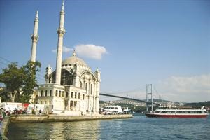 تركيا عبق الماضي والحاضر والتاريخ الزاخر