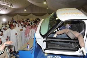 نموذج يوضح اهمية حزام الامان في تخفيف حدة اثار الحوادث
