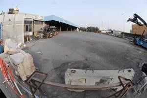 المدخل المؤدي الى صالة تفتيش الجمارك مغلق بسبب الاضراب هاني الشمري