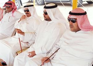 الشيخ ضاري الفهد يتابع المنافسات مع كبار الحضور﻿