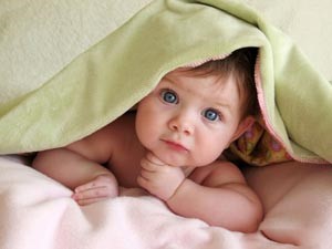 إذا رزقت بطفل أو لم ترزق.. فدماغك يتفاعل بالطريقة نفسها لدى رؤية الأطفال