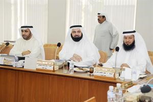 د احمد مطيع ود وليد الطبطبائي ومحمد الدلال خلال اجتماع اللجنة التشريعية﻿