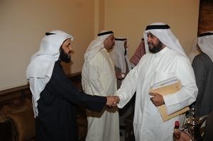 عمار العجمي وفي استقباله عبدالله البرغش﻿