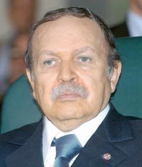 بوتفليقة: «القضاء» سيكون «الحارس المحايد» للانتخابات